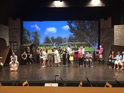 Ensayo de la zarzuela La Leyenda del Beso