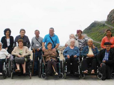 Excursión a Orio de la Residencia de personas mayores Santiago de Villabona