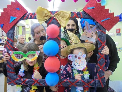 Jueves de Carnaval en el Centro de Día de Arrasate Carnaval en el centro de Día de mayores Aita Menni de Arrasate
