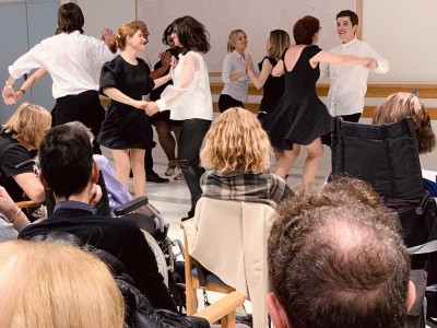 Baila Donosti en la Residencia Txurdinagabarri de Bilbao