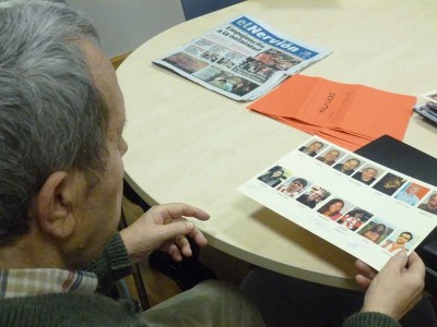 Concluye el Taller de Reminiscencia de Txurdinagabarri con la visita de la Diputada de Acción Social y responsables de Aita Menni Última sesión del Taller de Reminiscencia