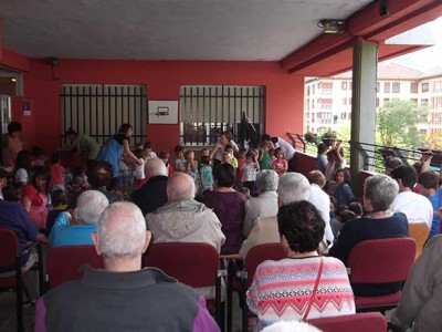 Programa Intergeneracional del Centro de Día de Personas Mayores Aita Menni de Arrasate