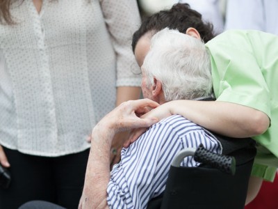 Jornada “Ética en la atención a personas mayores dependientes institucionalizadas”