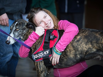 Perros en el Hospital, tiempo de aprendizaje, afecto y relajación Txakurrak ospitalean