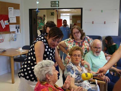La diputada foral Isabel Sánchez Robles en Txurdinagabarri