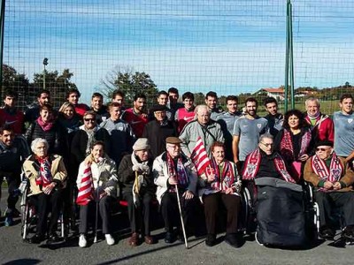 El Taller de Reminiscencia de la Residencia Barandiaran visita Lezama y conoce a los 