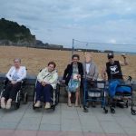 Actividades de verano en la Residencia Barandiaran de Durango El grupo de la Residencia Barandiaran de Durango, en Gorliz