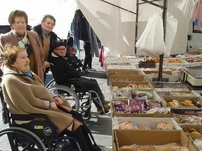 Los martes, al mercado