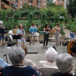 Concierto de Anakruxa en la Residencia de personas ancianos Santiago de Villabona