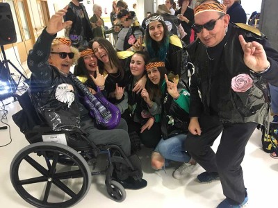 Rock and roll en la Residencia de mayores Txurdinagabarri de Bilbao