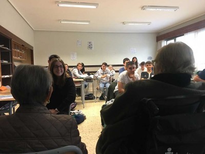El Colegio Berriotxoa se incorpora al Programa Intergeneracional de Txurdinagabarri Residencia de ancianos Txurdinagabarri, programa intergeneracional