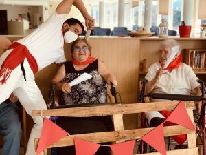 San Fermín 2021 en la Residencia de mayores Txurdinagabarri