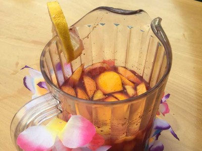 Fiesta en la azotea de la Residencia Txurdinagabarri