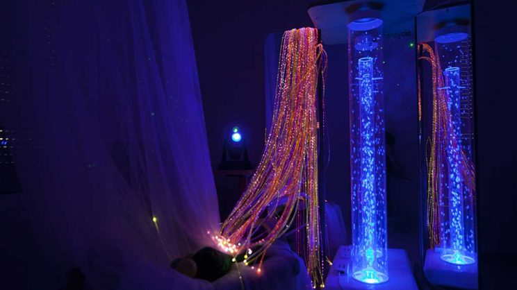 Sala Snoezelen de estimulación multisensorial en la Residencia Txurdinagabarri de Bilbao