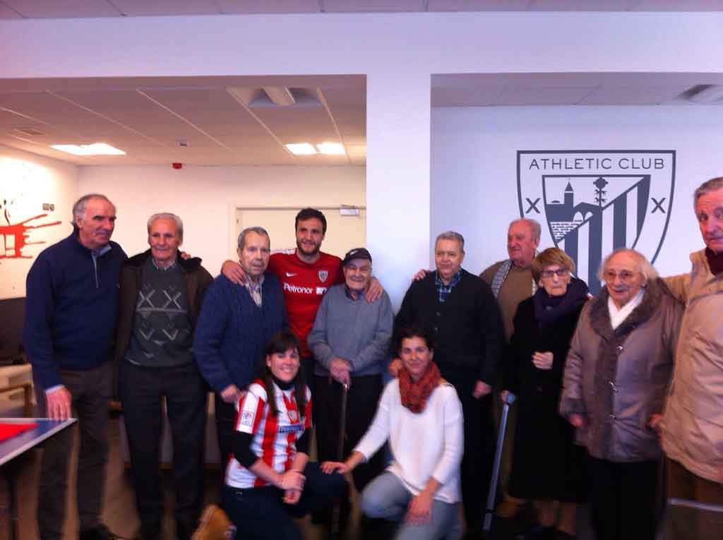 Txurdinagabarri Egoitzaren oroipen-tailerra Lezaman, Athleticekin El Taller de Reminiscencia para personas mayores, en Lezama con el Athletic