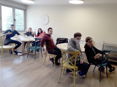 UDITRAC TRANSICIONeko 10 erabiltzaileak ospitale barruko pisuan bizi dira dagoeneko