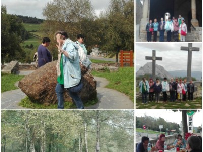 Komunitateko gure etxebizitzetan bizi diren erabiltzaileak Urkiolarako ibilaldia egin dute