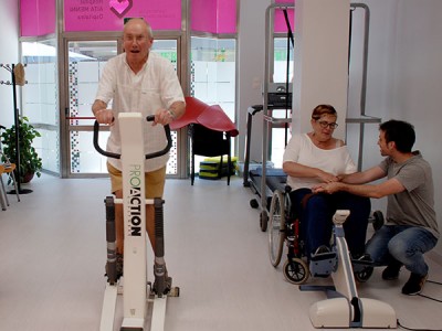 Aita Menniren Eguneko Zentroa Bilbon, gaitasunak taldean mantentzeko eta estimulatzeko leku bat Aita Menniren Eguneko Zentroa Bilbon, gaitasunak taldean mantentzeko eta estimulatzeko leku bat