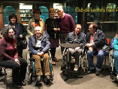 Bilboko Aita Menniko Irakurketa Errazeko taldeak gehiagoren gogoz amaitu du bigarren liburua Bilboko Aita Menniko Irakurketa Errazeko taldeak gehiagoren gogoz amaitu du bigarren liburua