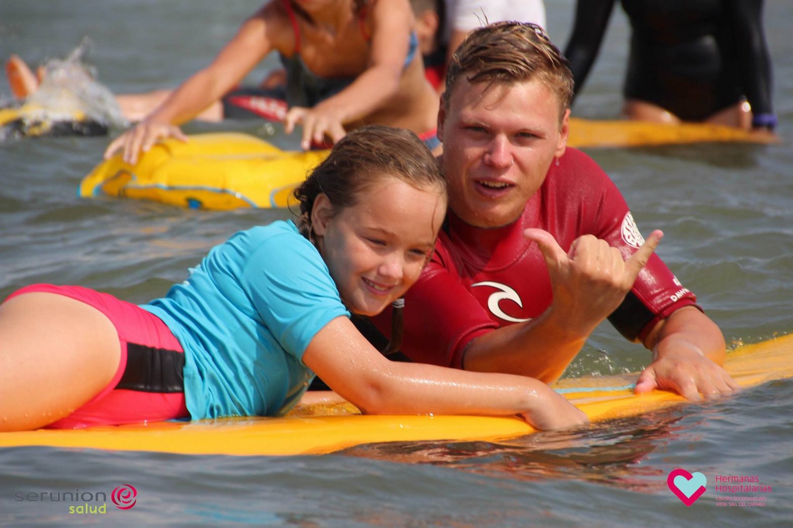 Surf para todos, una increíble experiencia Surf para todos, una increíble experiencia