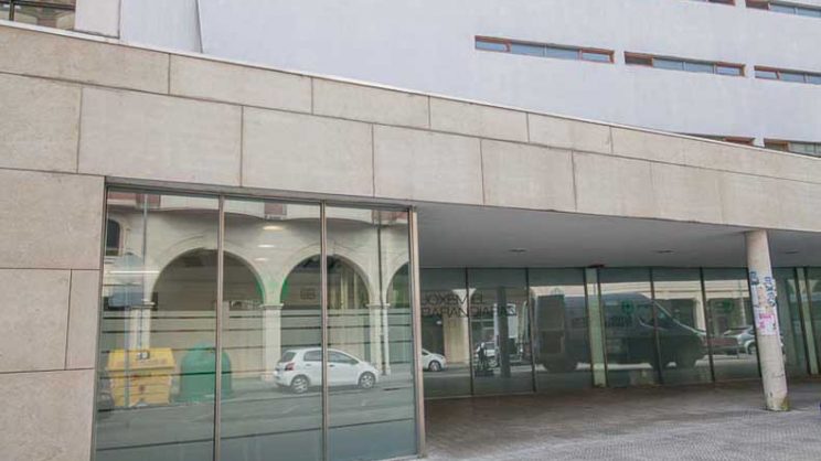 Centro de Día de Personas Mayores Joxe Miel Barandiaran Exterior de la Residencia de personas mayores Barandiaran de Durango, Bizkaia