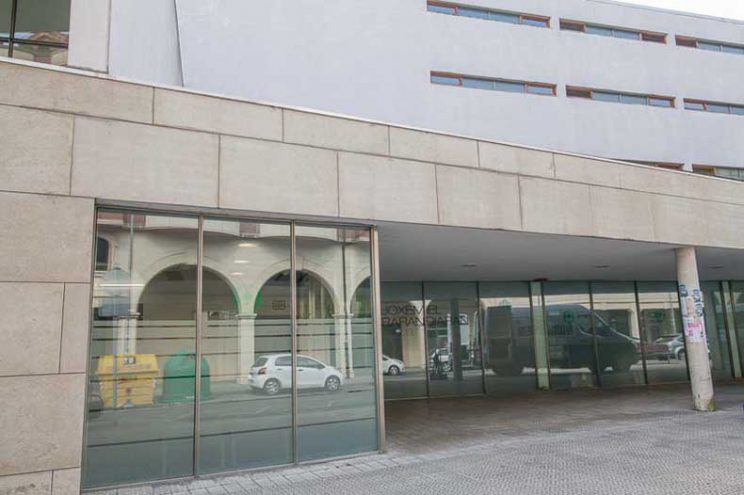 Centro de Día de Personas Mayores Joxe Miel Barandiaran Exterior de la Residencia de personas mayores Barandiaran de Durango, Bizkaia