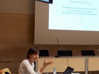 Prevención o reducción de la sobrecarga de las personas cuidadoras de la persona con daño cerebral adquirido Prevención o reducción de la sobrecarga de las personas cuidadoras de la persona con daño cerebral adquirido