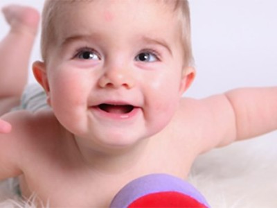 Tummy time: ¿por qué es importante que el bebé pase tiempo boca abajo? Tummy time: ¿por qué es importante que el bebé pase tiempo boca abajo?