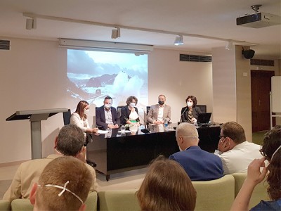 Iktusaren tratamendu berrien inpaktua eta fase akutuko asistentzia motak Iktusaren tratamendu berrien inpaktua eta fase akutuko asistentzia motak