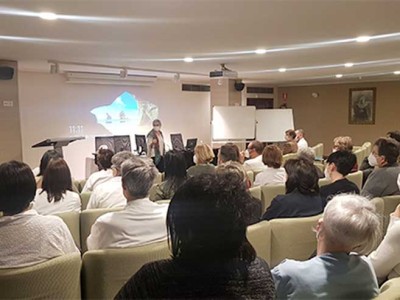 Mabel Marijuan doktorearen hitzaldia