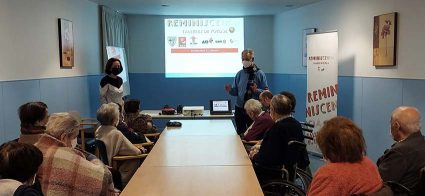 El balón de la reminiscencia rueda de nuevo en Barandiaran Taller de reminiscencia y fútbol en la Residencia Barandiaran de Durango