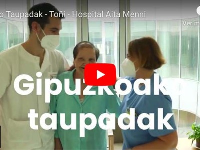 Asier, Toñi y Eva en una miniatura del vídeo de YouTube