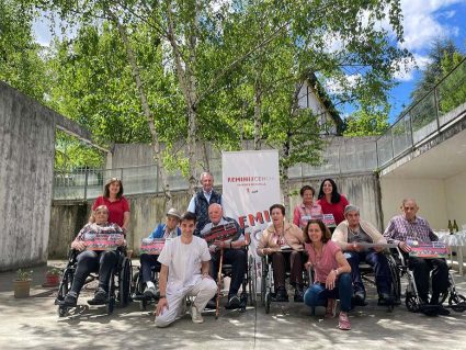 Finaliza la edición 2022-2023 del Taller de Reminiscencia y Fútbol en la Residencia Barandiaran Grupo del taller de reminiscencia y fútbol de la Residencia Barandiaran