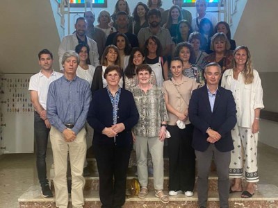 Foto de grupo de profesionales de los centros de Hospitalarias Padre Menni de Santander y Aita Menni