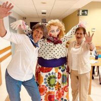 Aste Nagusiaz topera disfrutatzen Aste Nagusiaz topera disfrutatzen