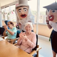 Aste Nagusiaz topera disfrutatzen Aste Nagusiaz topera disfrutatzen