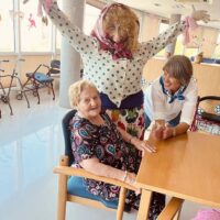 Aste Nagusiaz topera disfrutatzen Aste Nagusiaz topera disfrutatzen