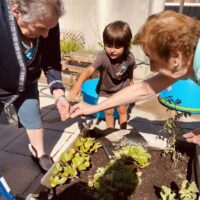 Edozein adinetan jolasteneta ikasten Edozein adinetan jolasteneta ikasten