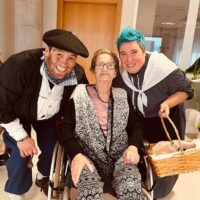 Olentzerok eta haren familiak bisitatu gaituzte Olentzerok eta haren familiak bisitatu gaituzte