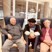 Olentzerok eta haren familiak bisitatu gaituzte Olentzerok eta haren familiak bisitatu gaituzte