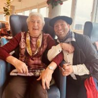 Olentzerok eta haren familiak bisitatu gaituzte Olentzerok eta haren familiak bisitatu gaituzte