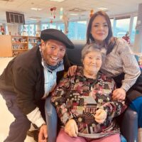 Olentzerok eta haren familiak bisitatu gaituzte Olentzerok eta haren familiak bisitatu gaituzte