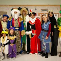 Erregeek opariz bete dute Txurdinagabarri Egoitza Erregeek opariz bete dute Txurdinagabarri Egoitza