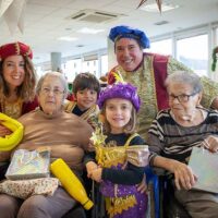 Erregeek opariz bete dute Txurdinagabarri Egoitza Erregeek opariz bete dute Txurdinagabarri Egoitza