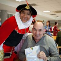 Erregeek opariz bete dute Txurdinagabarri Egoitza Erregeek opariz bete dute Txurdinagabarri Egoitza