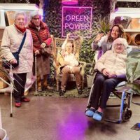 Goizean erosketak egiten Ikean Goizean erosketak egiten Ikean