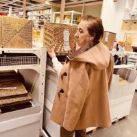 Goizean erosketak egiten Ikean Goizean erosketak egiten Ikean