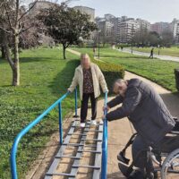 Al sol en el Parque Etxebarria