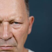 Gizon haserre baten lehen planoa