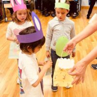 Actividades lúdicas de Pascua en la Residencia Txurdinagabarri